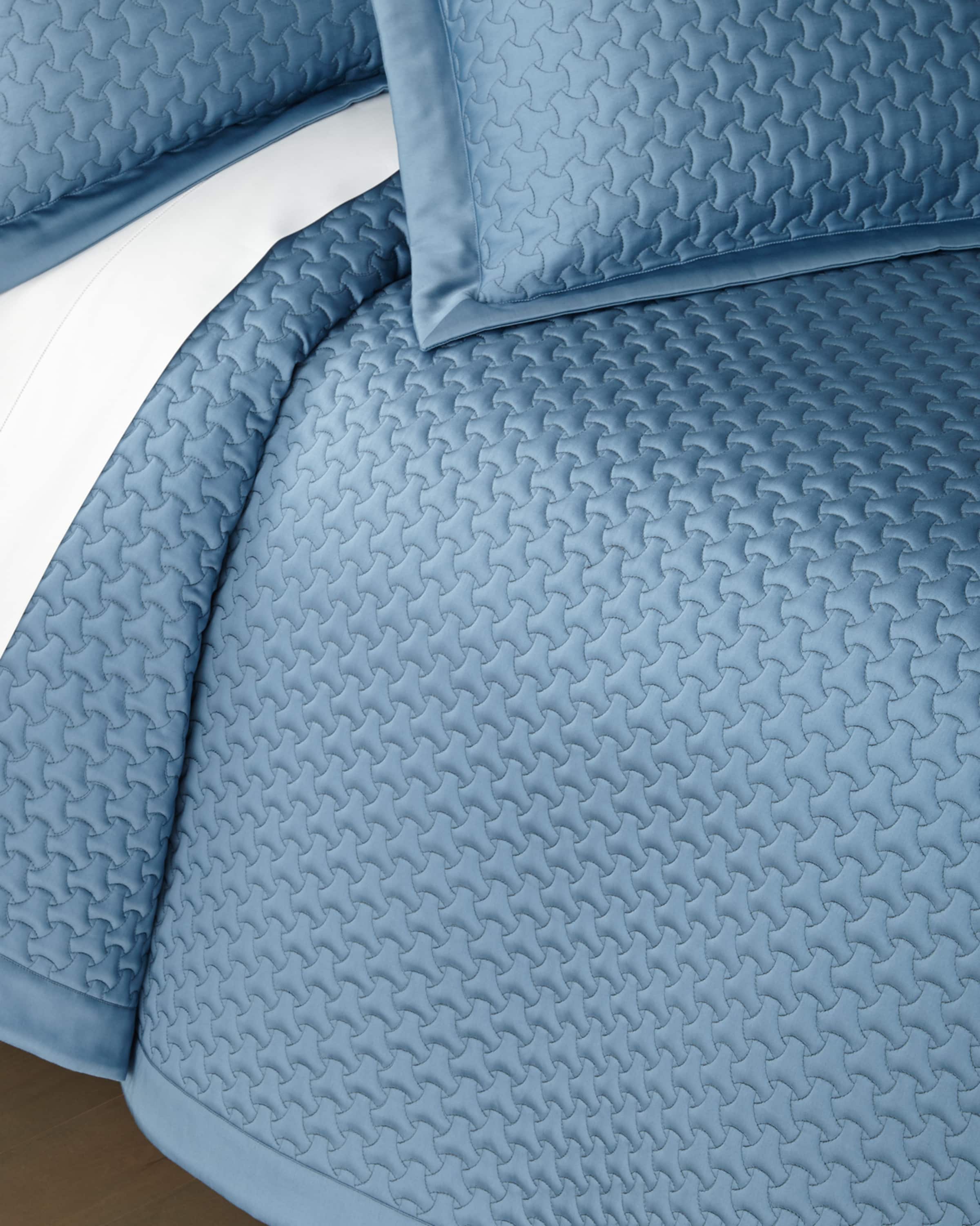 Home Treasures Trinity Quilted Coverlet, QN