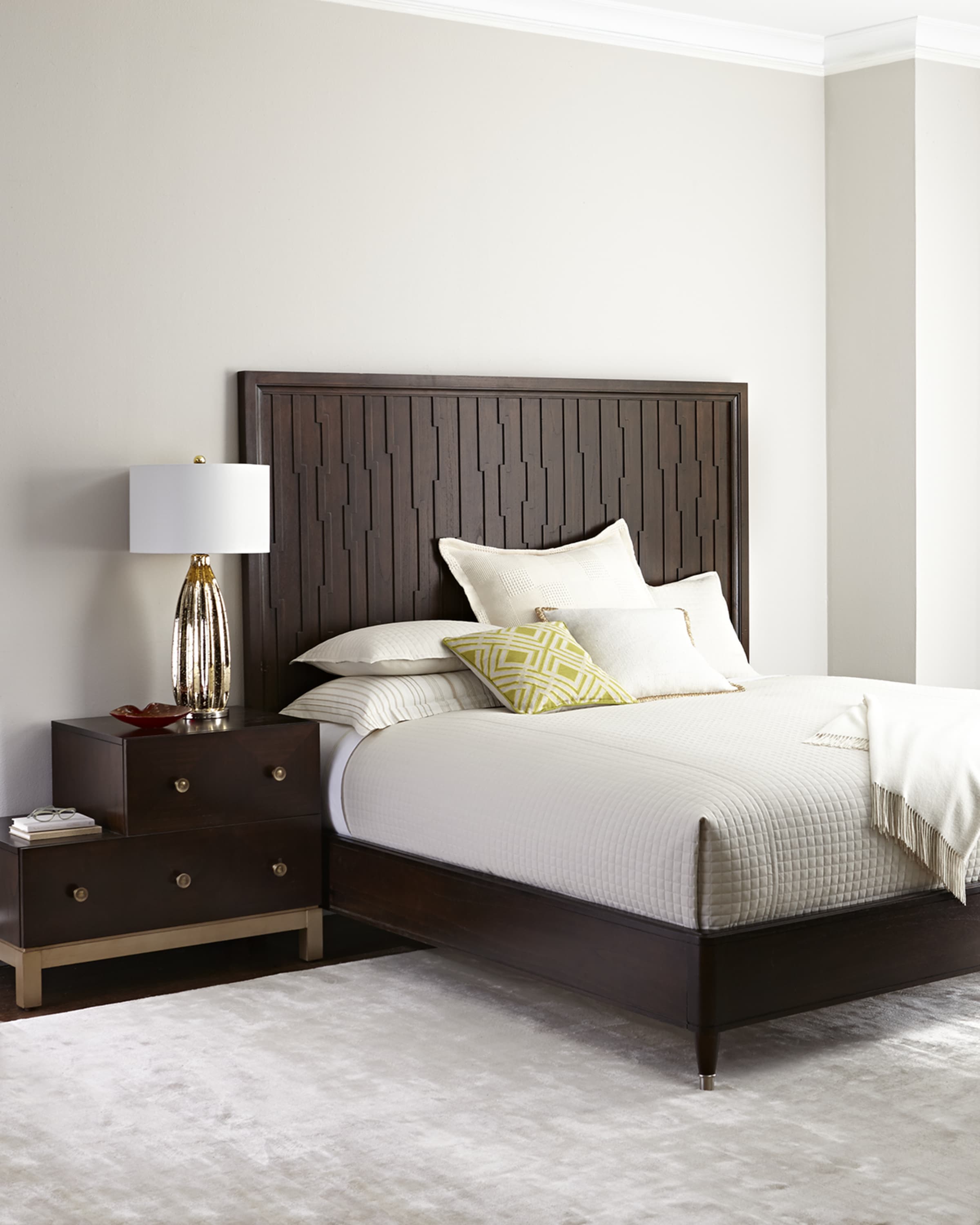 Marlina King Bed, image size:2400x3000