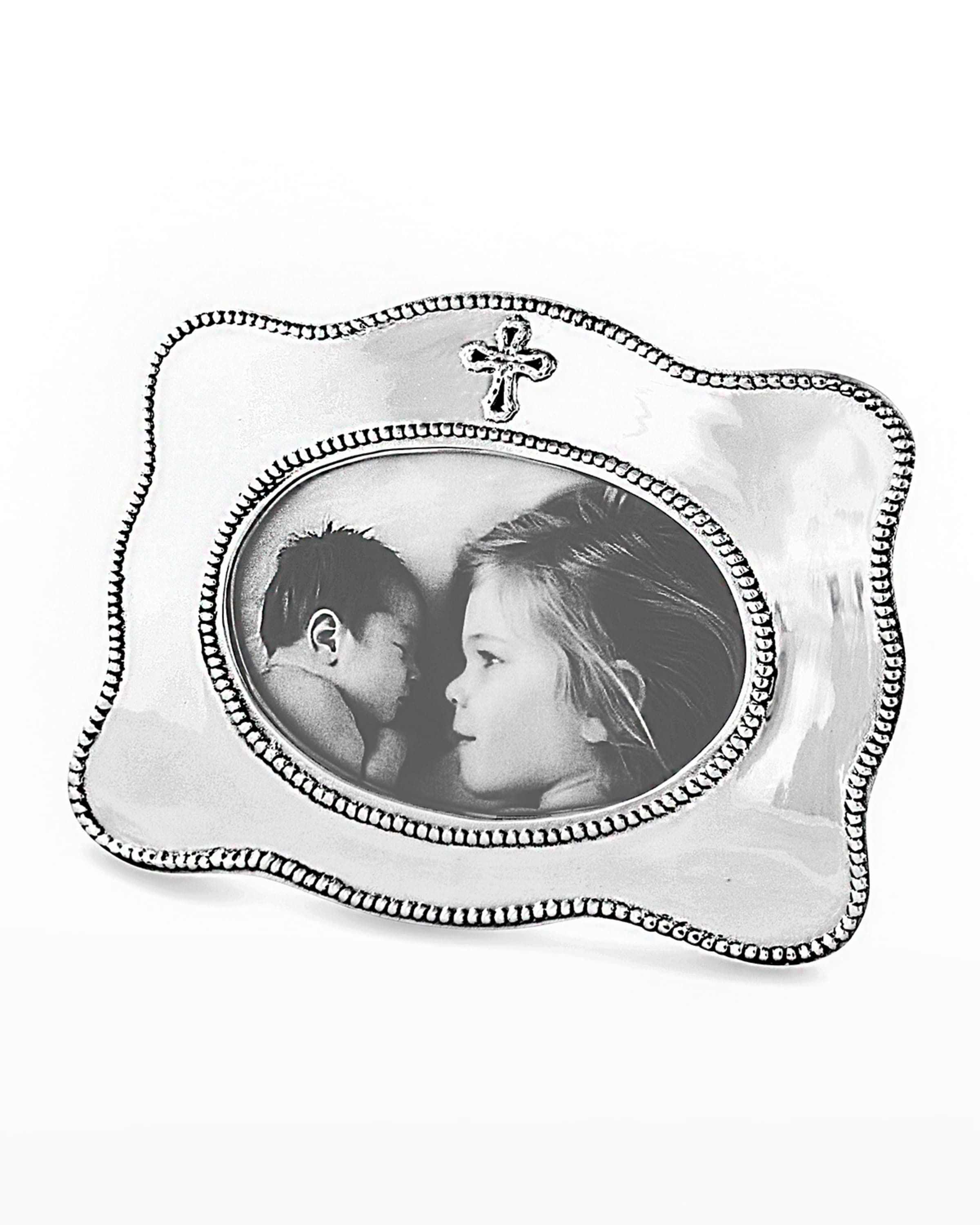 Beatriz Ball Horizontal Baby Cross Frame, 4" x 6"
