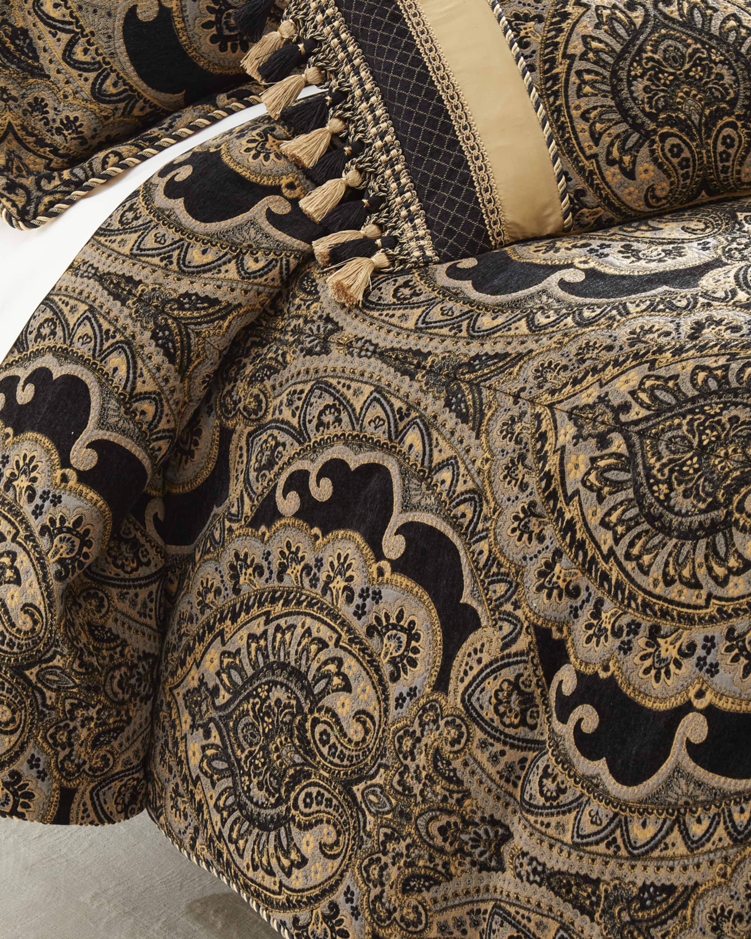 Austin Horn Collection Valour 3-Piece Queen Comforter Set
