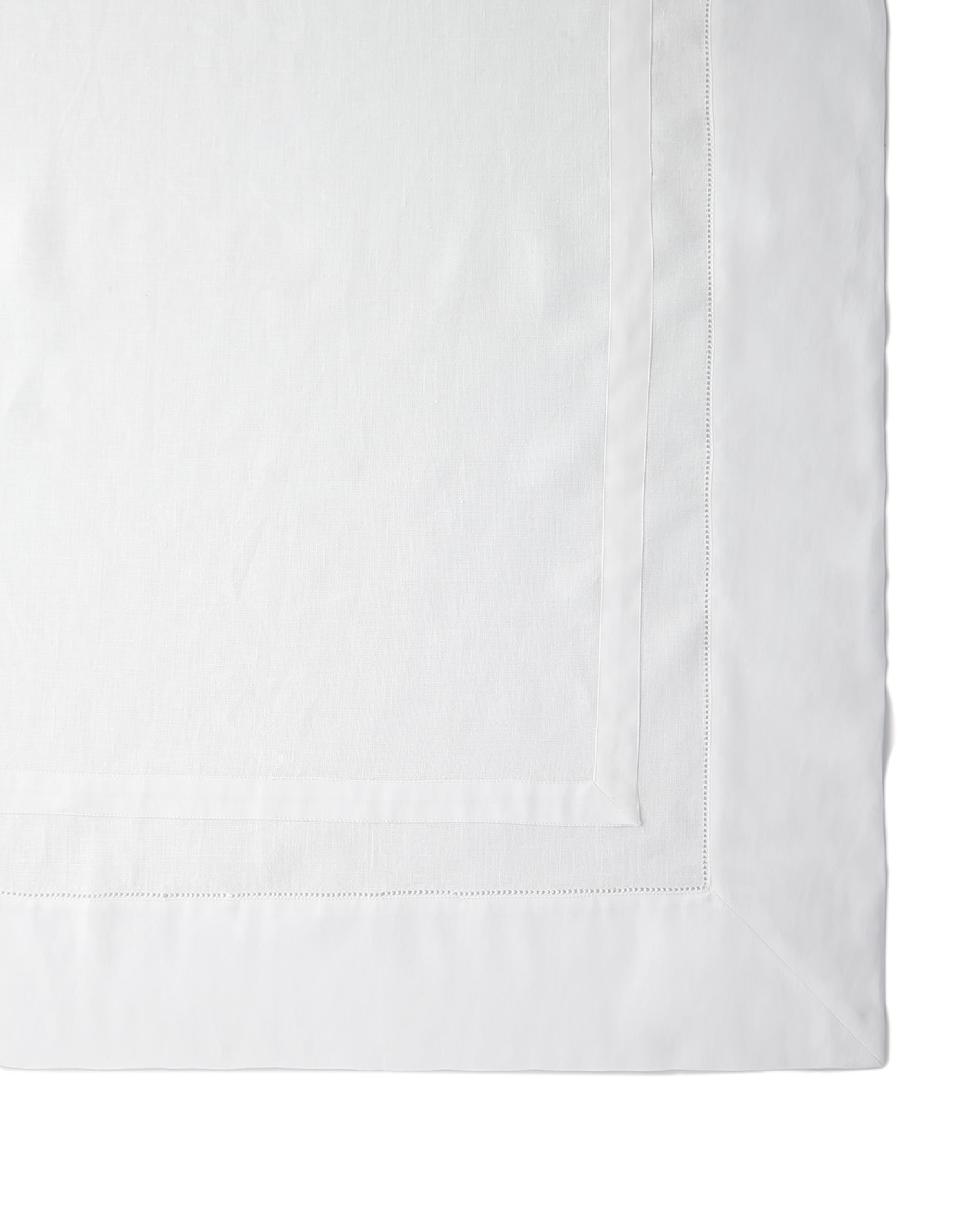 Sferra Tipton Oblong Tablecloth, 66" x 106"