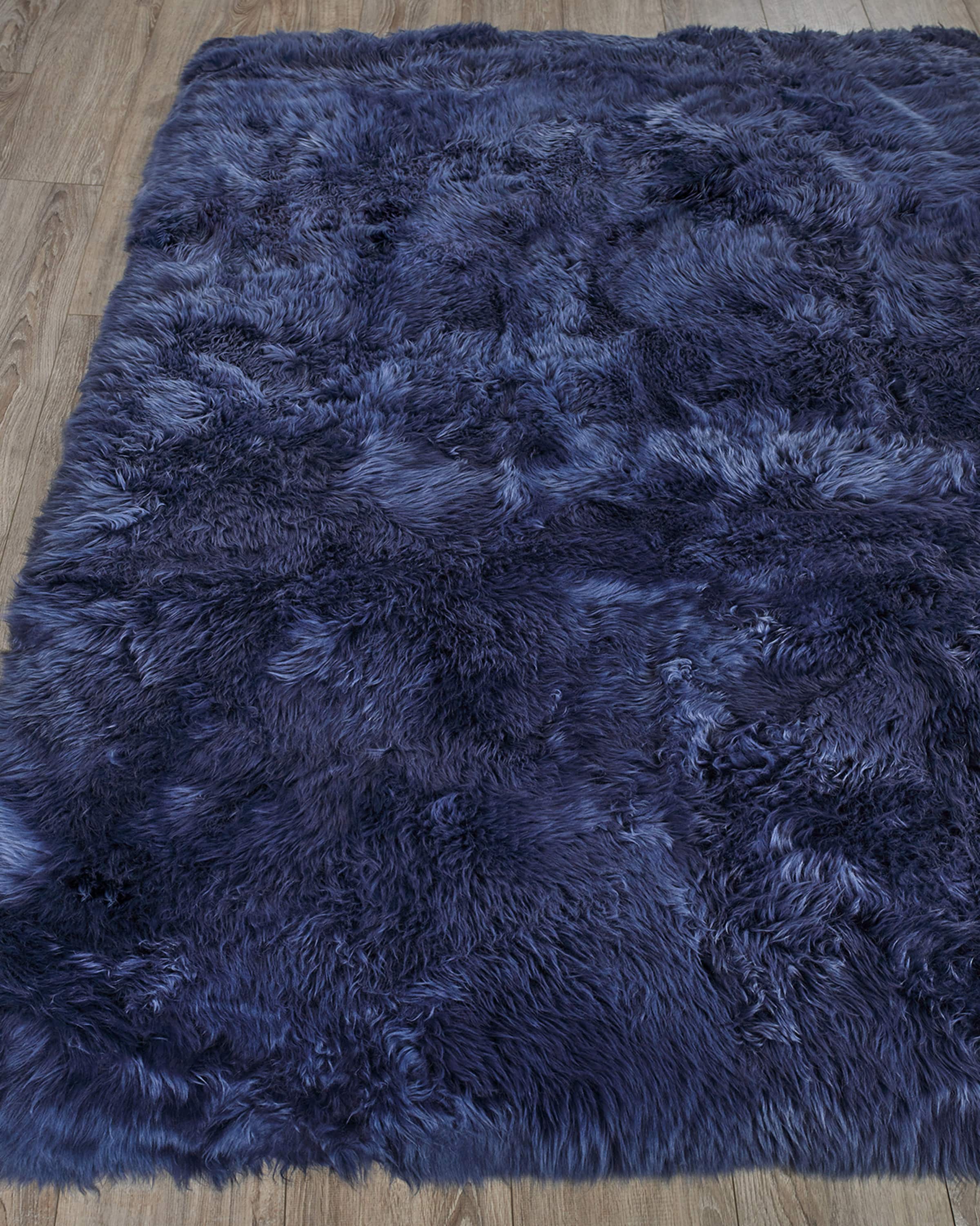 Exquisite Rugs Azealia Sheepskin Rug, 10' x 14'