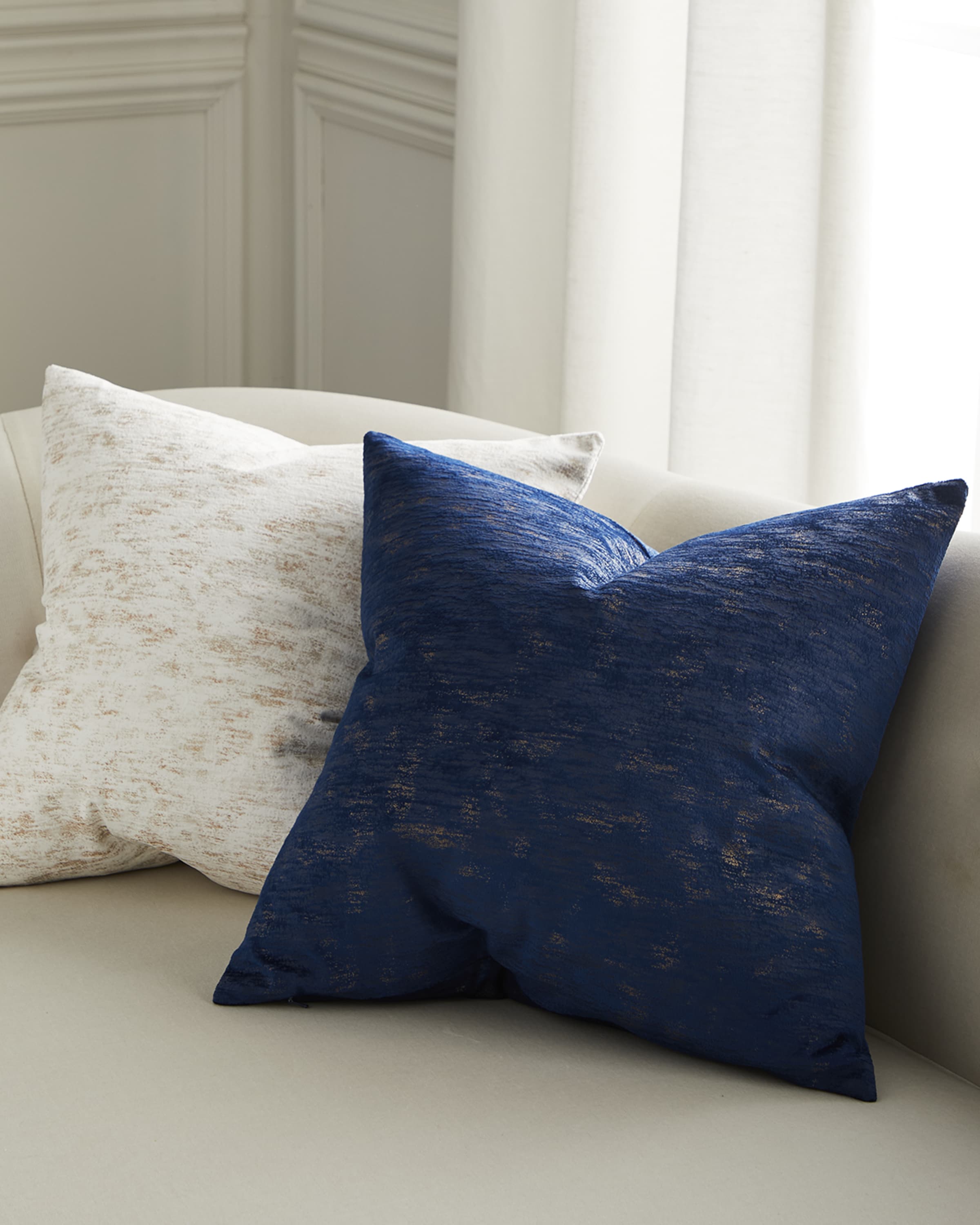 Horchow decorative pillows outlet