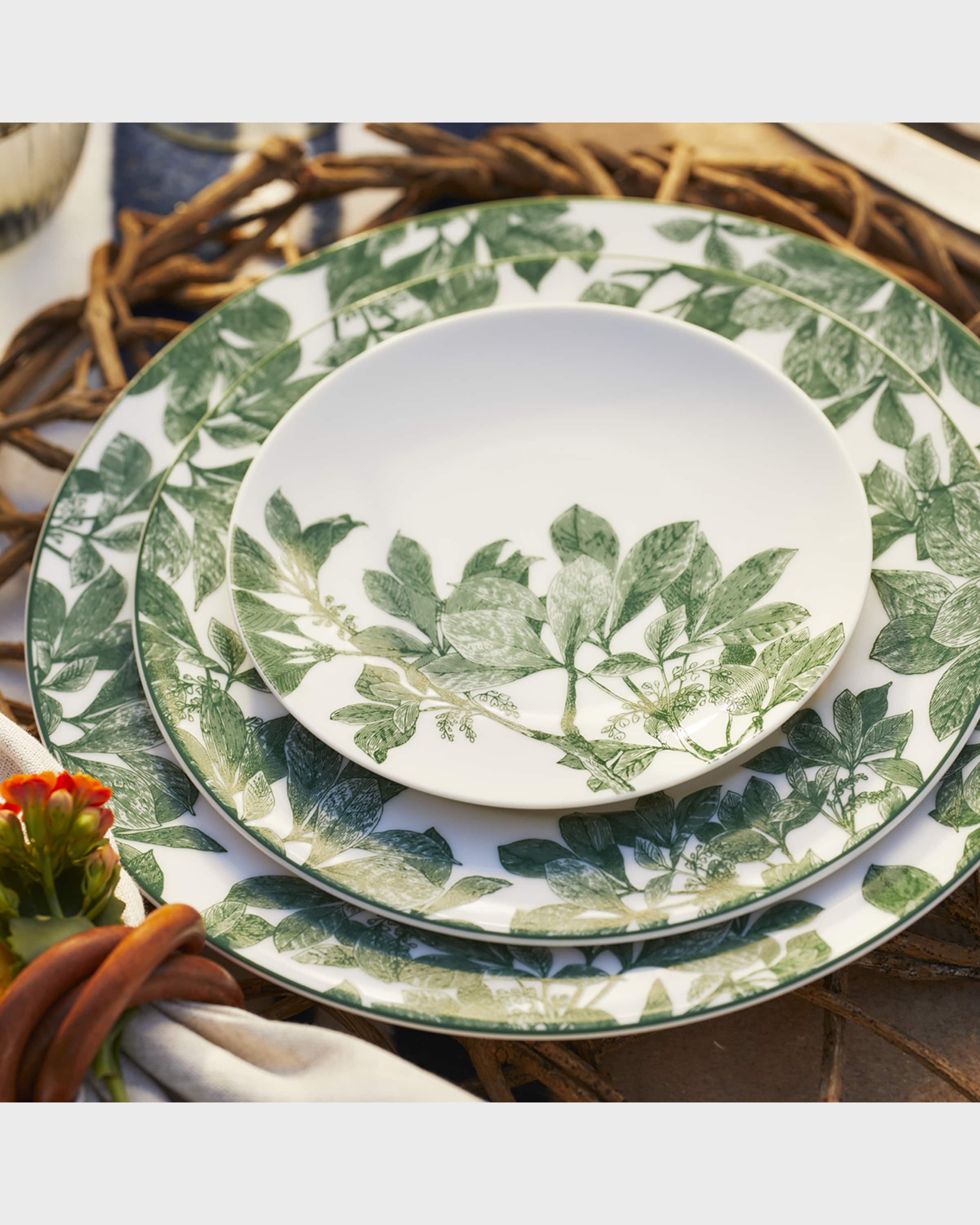 Horchow dinnerware hot sale
