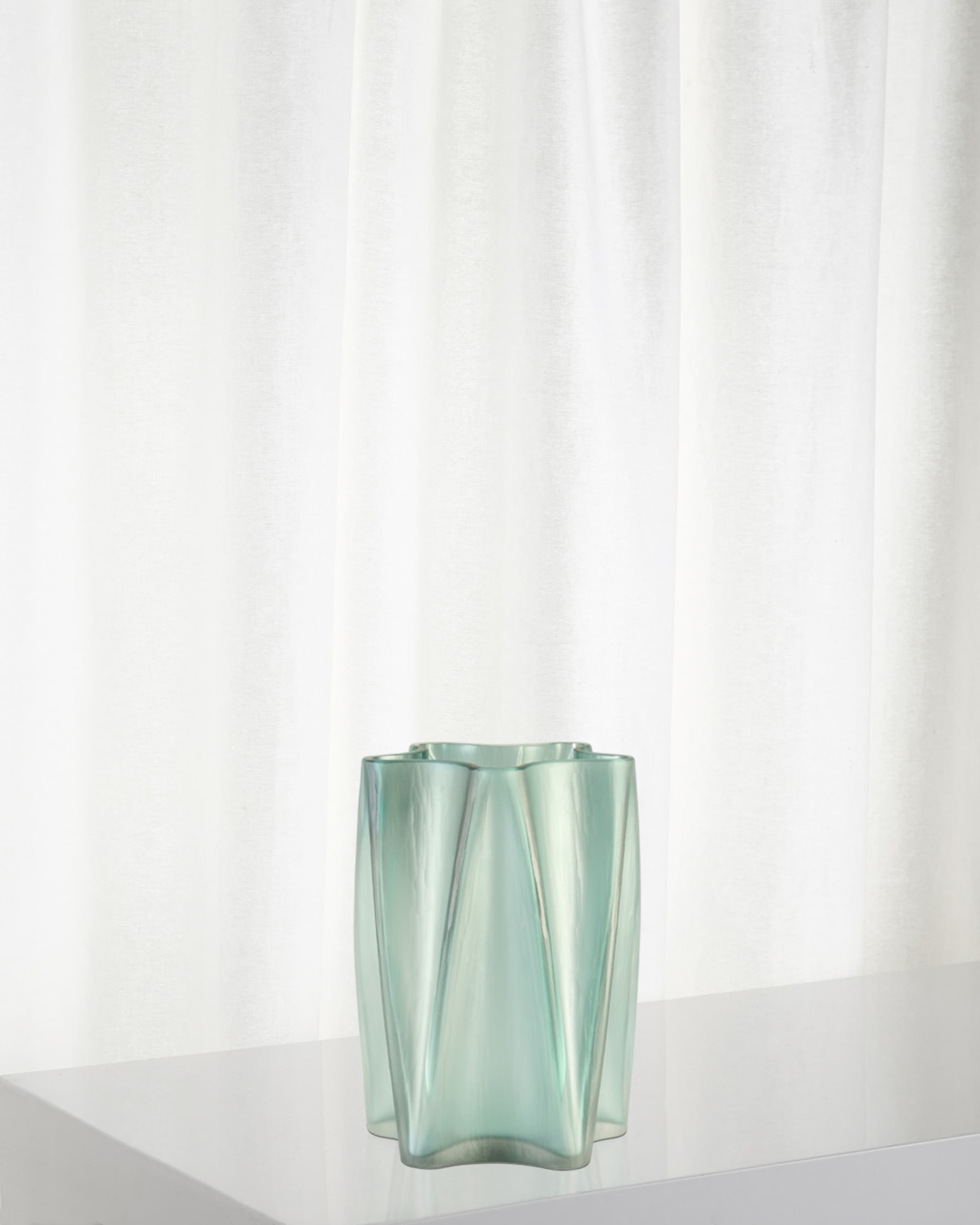 Hoku Vase, Medium
