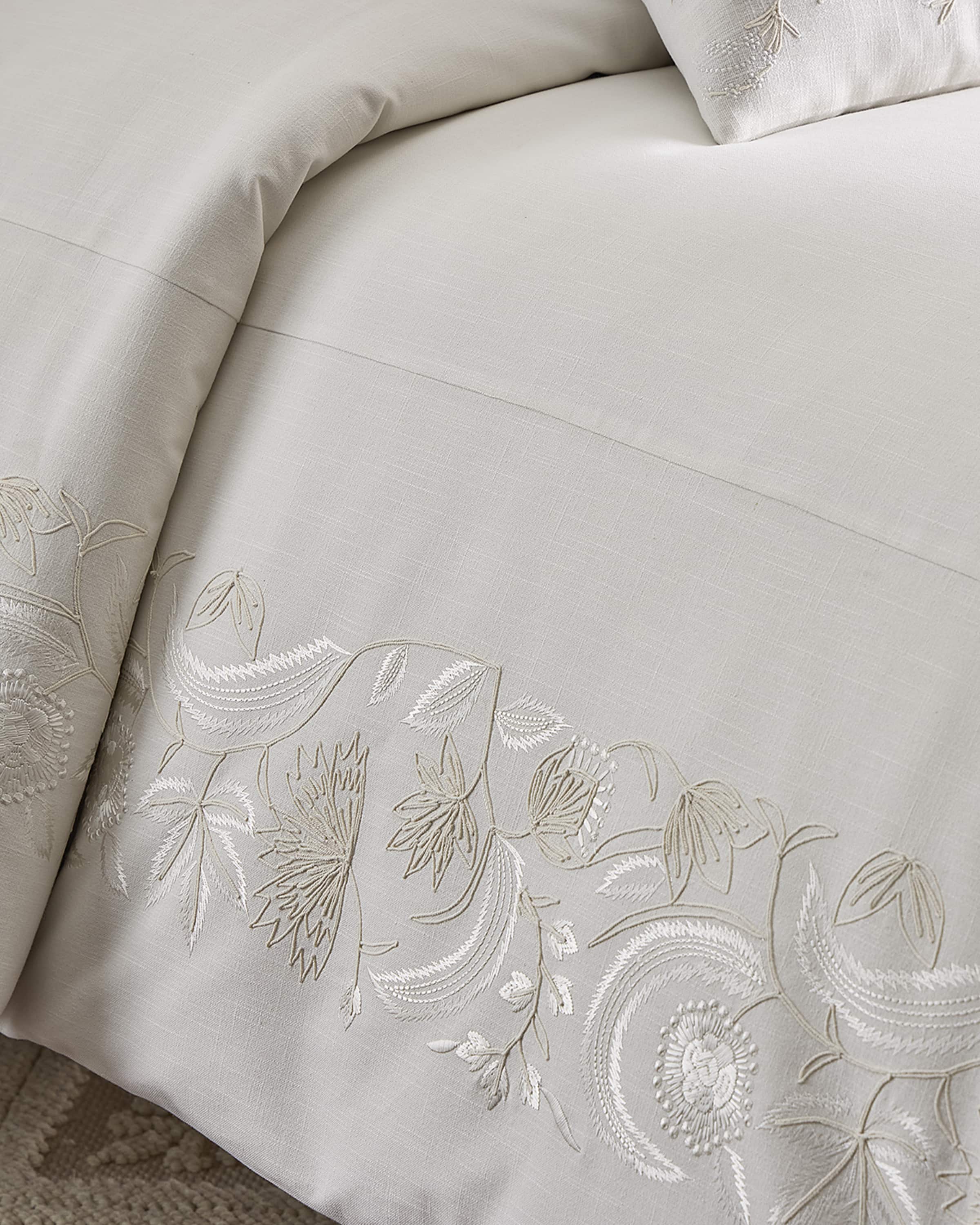 Callisto Home Lavoe 3-Piece Queen Duvet Set