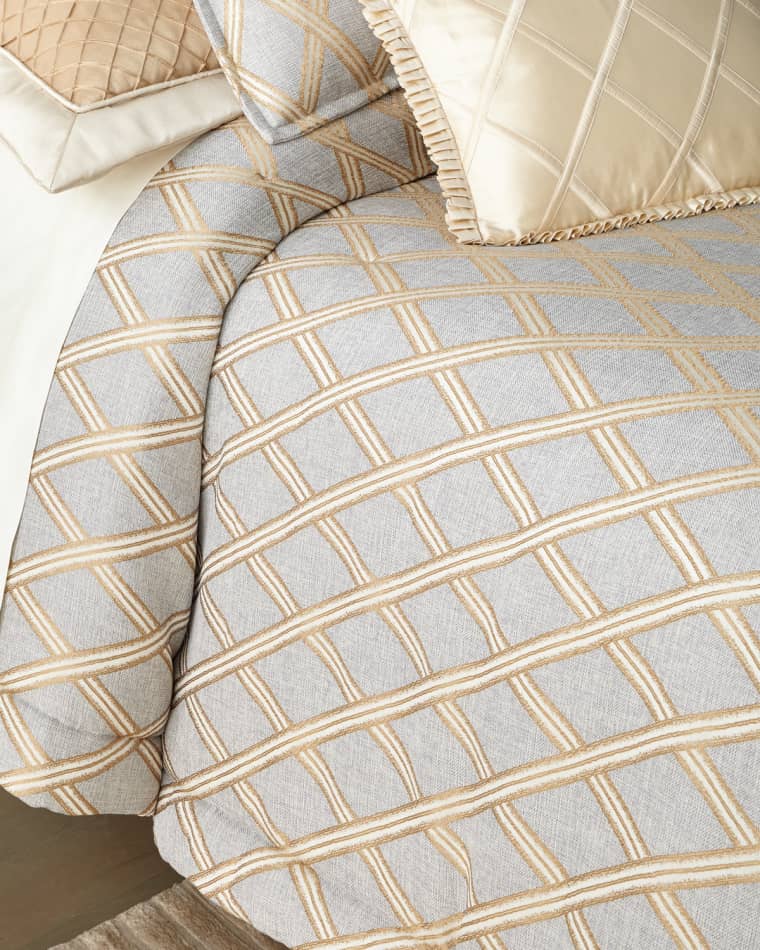 Austin Horn Collection Elegance 3-Piece Comforter Set,Queen