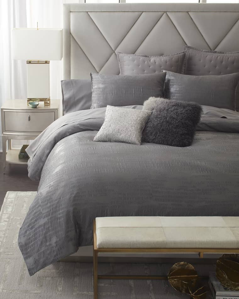 Donna Karan Home Essential Silk-Blend Full/Queen Quilt Luna Sequin Pillow