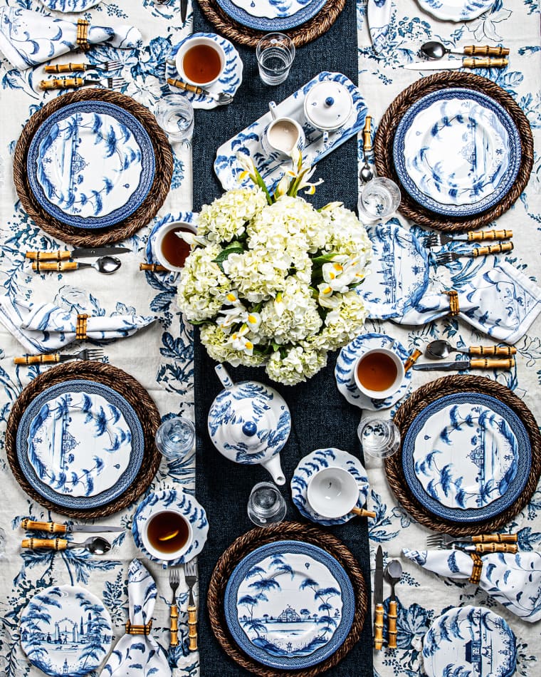 Juliska Country Estate Delft Blue Dinner Plate, Main House Country Estate 16pc Place Setting - Delft Blue Country Estate Delft Blue 5-Piece Place Setting