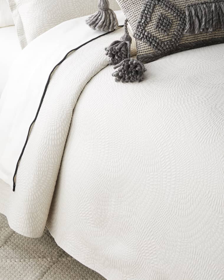 Amity Home Rio Matelasse Coverlet, King