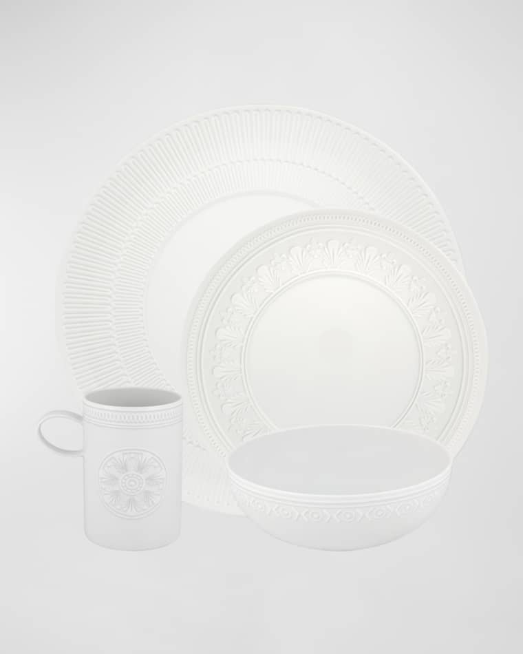 Vista Alegre Ornament Dinner Plates, Set of Four Ornament Dinner Plate Ornament Dessert/Salad Plate