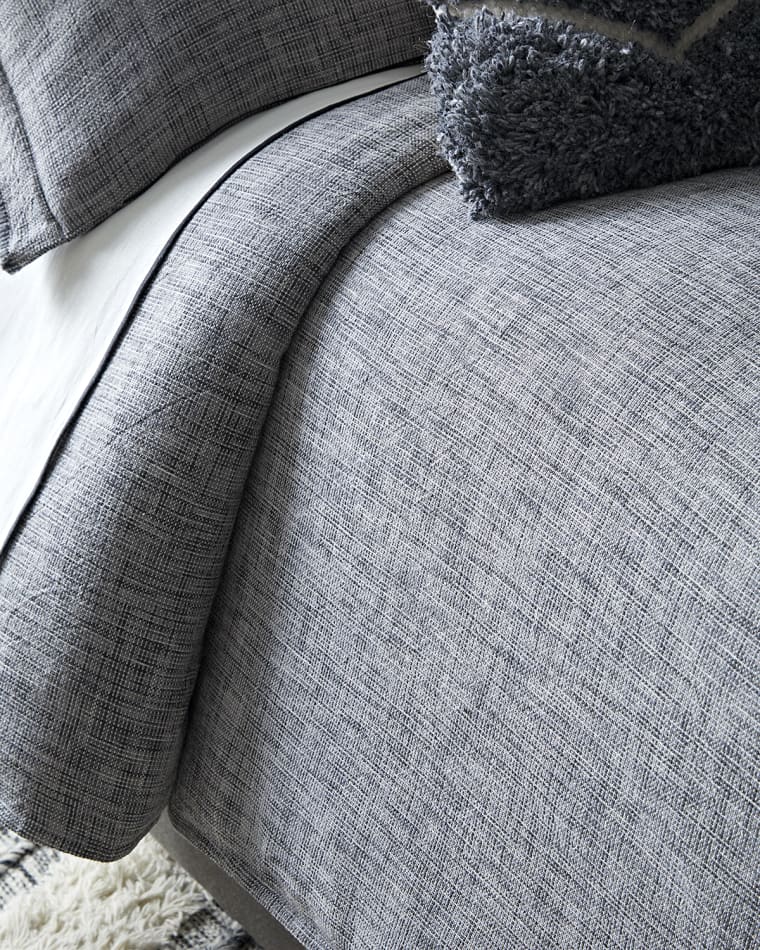 Amity Home Drew Duvet, Queen