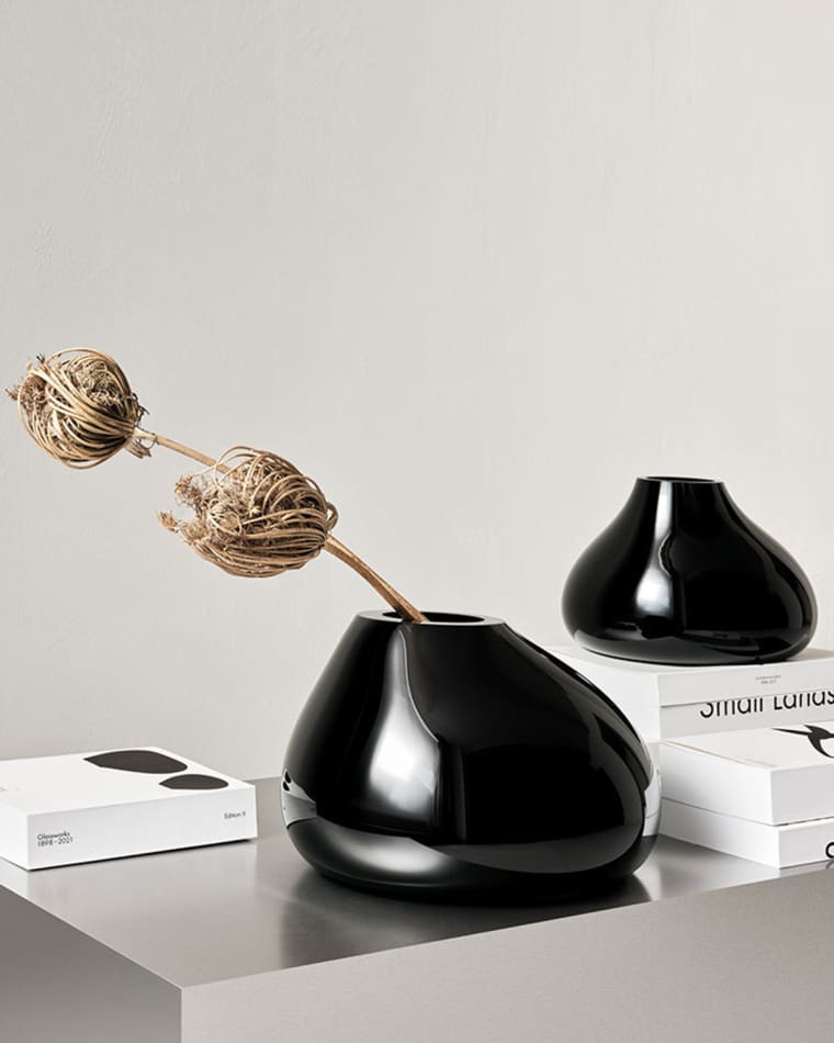 Orrefors Ebon Black Large Vase Ebon Black Medium Vase