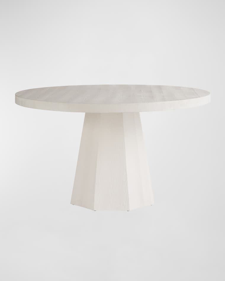 Universal Furniture Mackinaw Round Dining Table with Leaf
