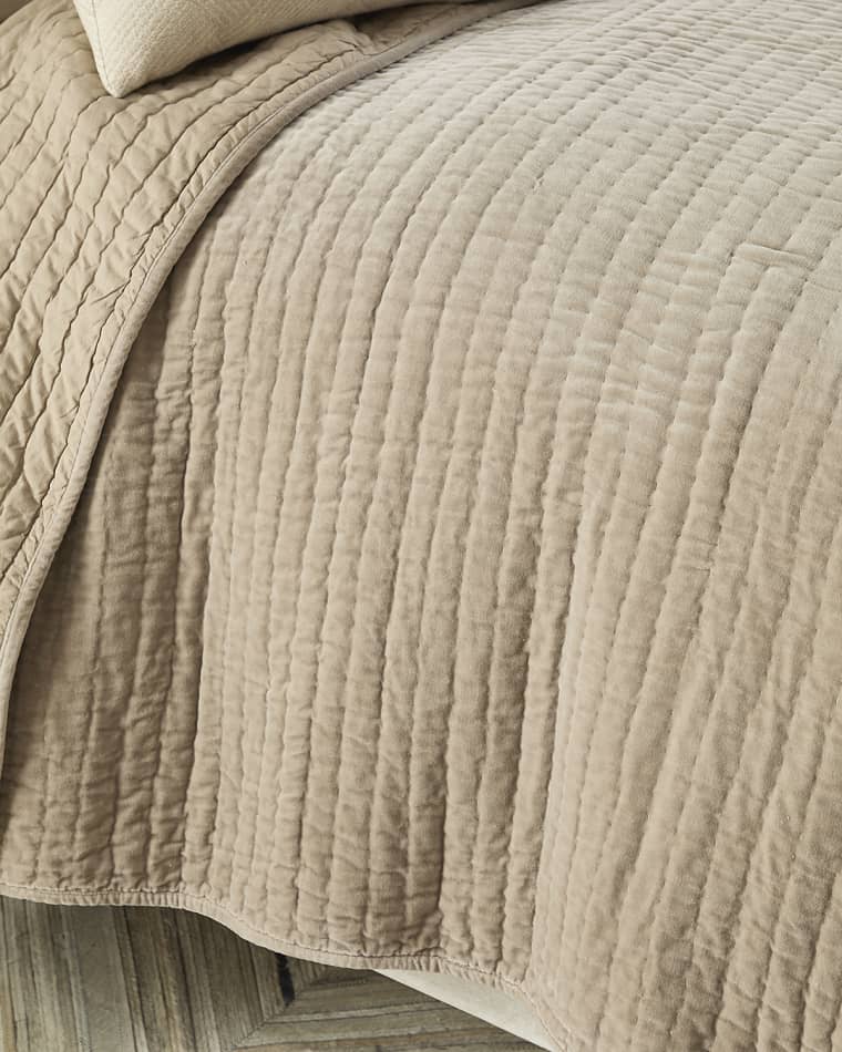 Amity Home Ethan Quilt, Queen