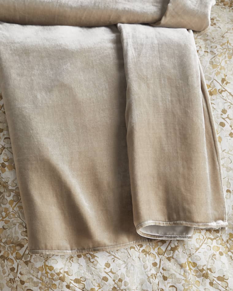 TL at Home Silk-Blend Oversize Throw