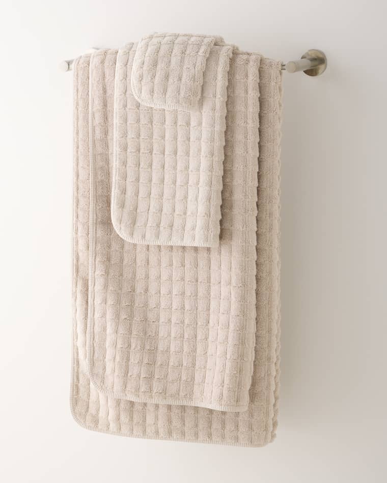 Graccioza Heaven Bath Towel