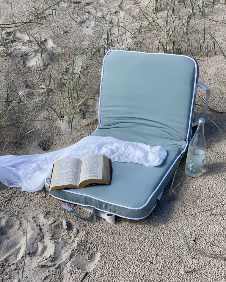 SUNNYLiFE Take Anywhere Folding Chair