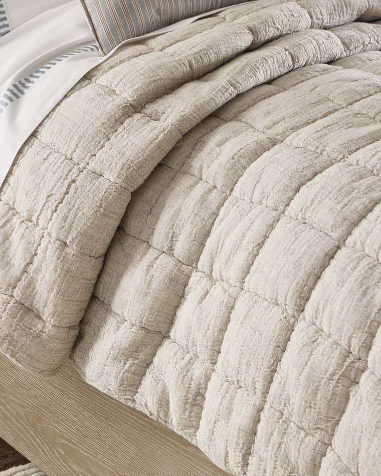 Amity Home Johnston Queen Quilt