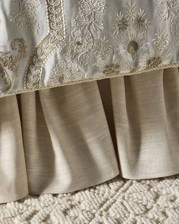 Austin Horn Collection Juliet Ruffled Queen Dust Skirt
