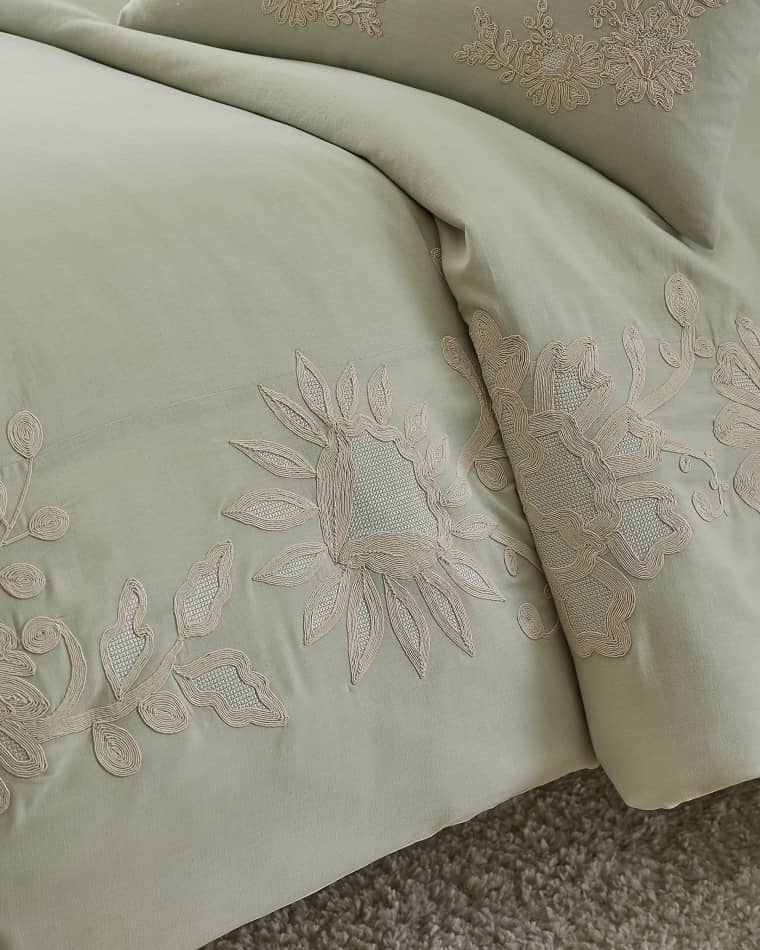 Callisto Home Varla 3-Piece King Duvet Set