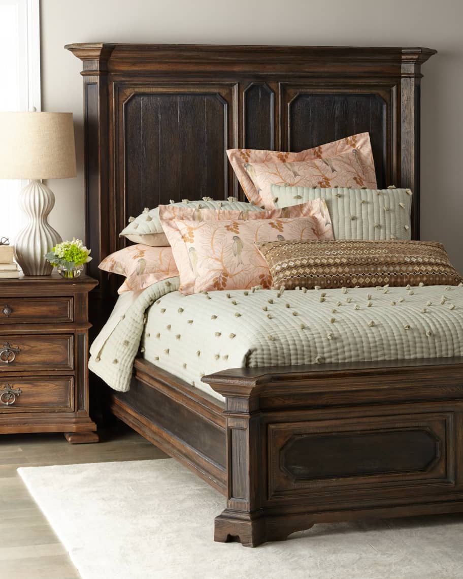 Image 1 of 2: Casella King Mansion Bed