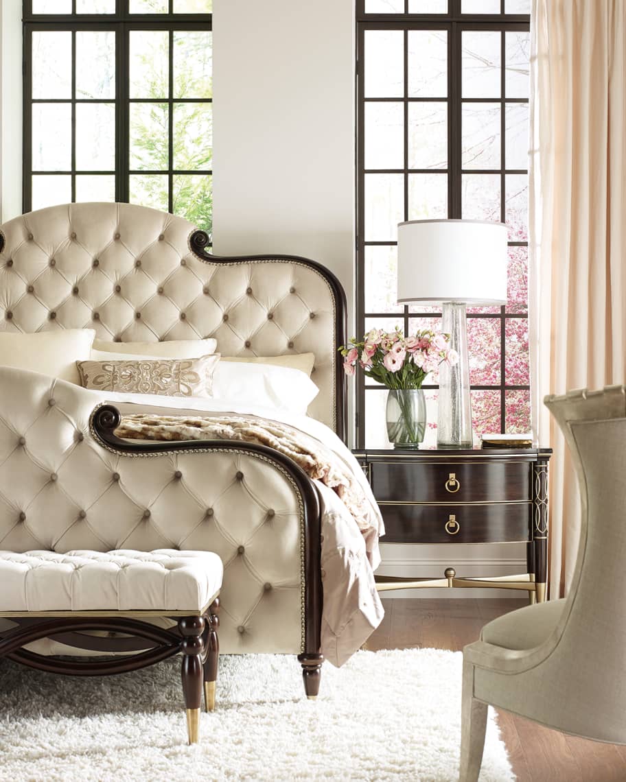 Image 1 of 4: Everly Queen Bed