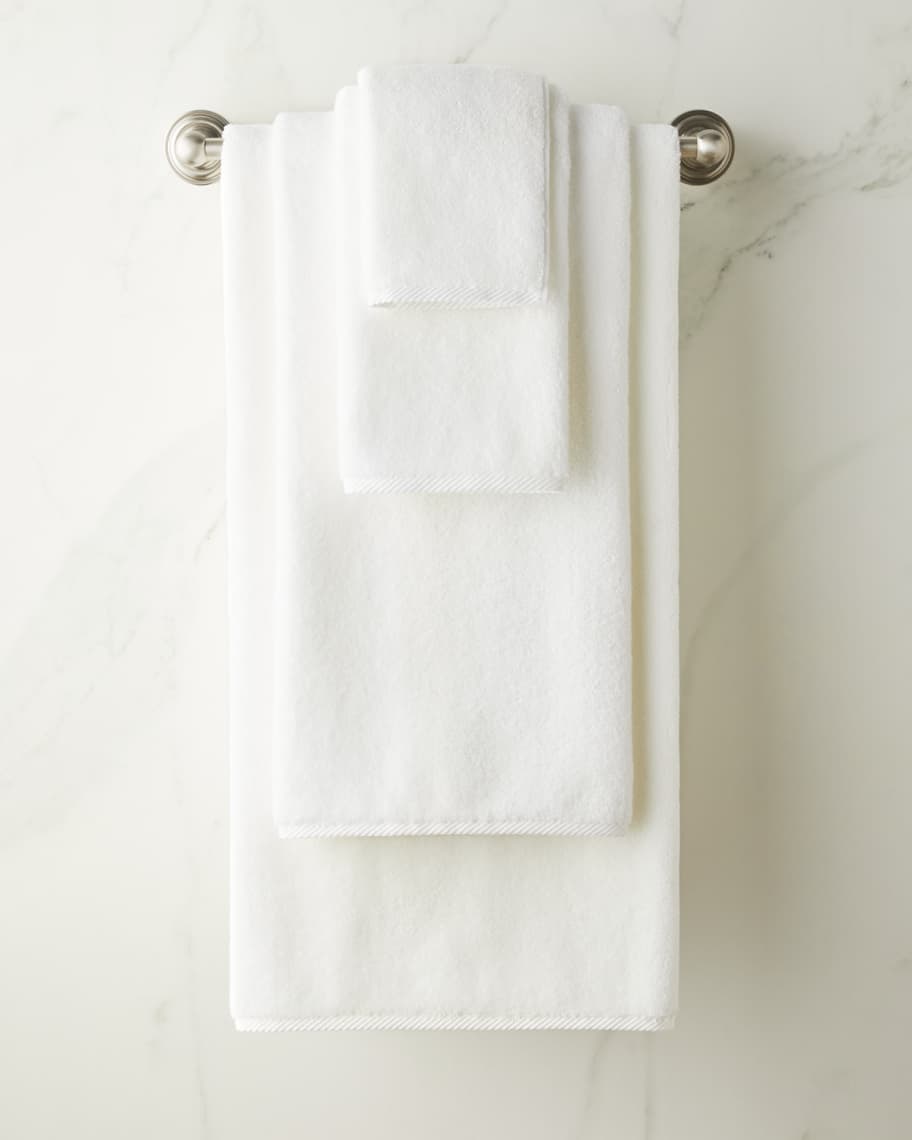 Image 1 of 2: Marcus Collection Luxury Bath Towel