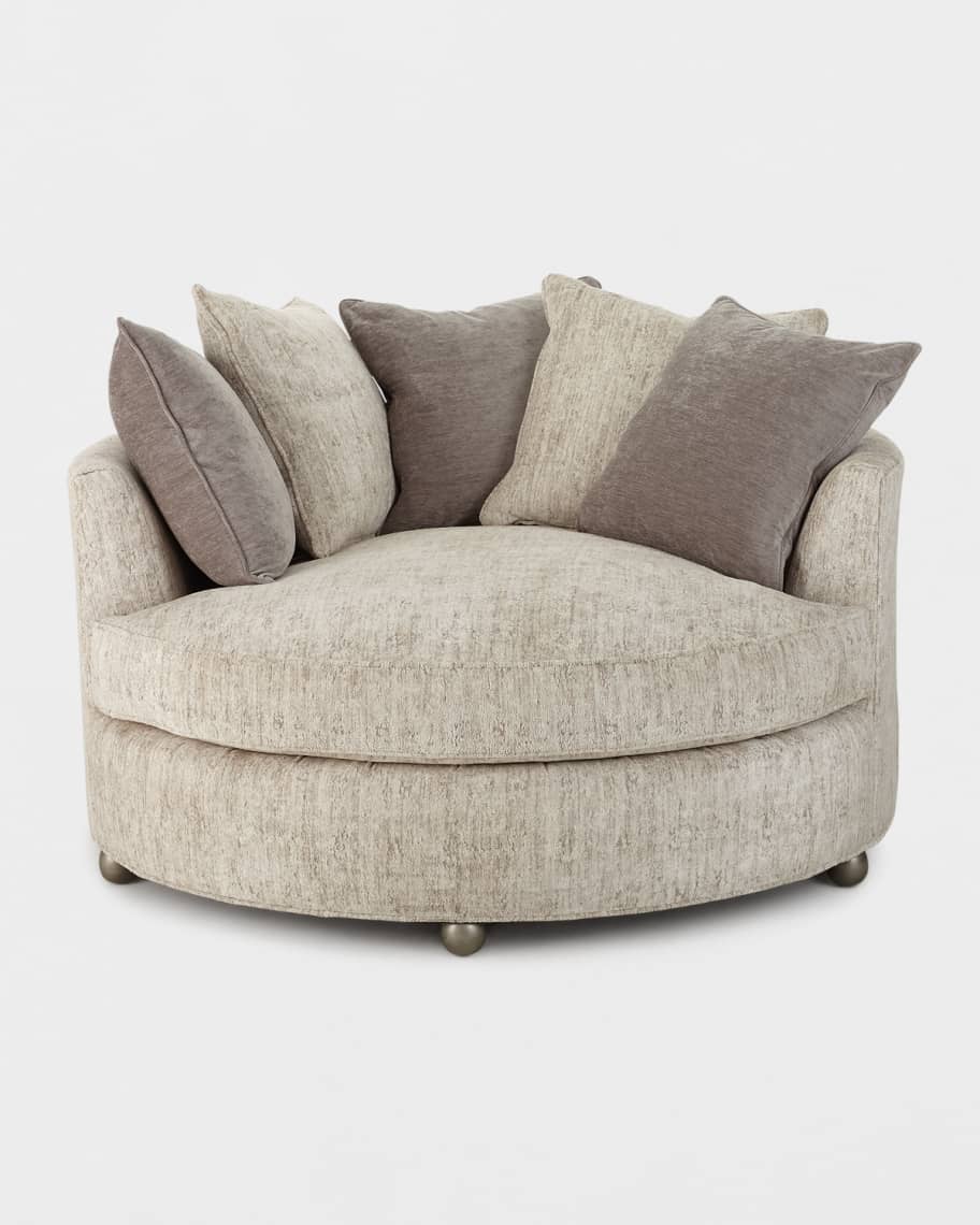 Image 2 of 4: Bethany Round Chaise