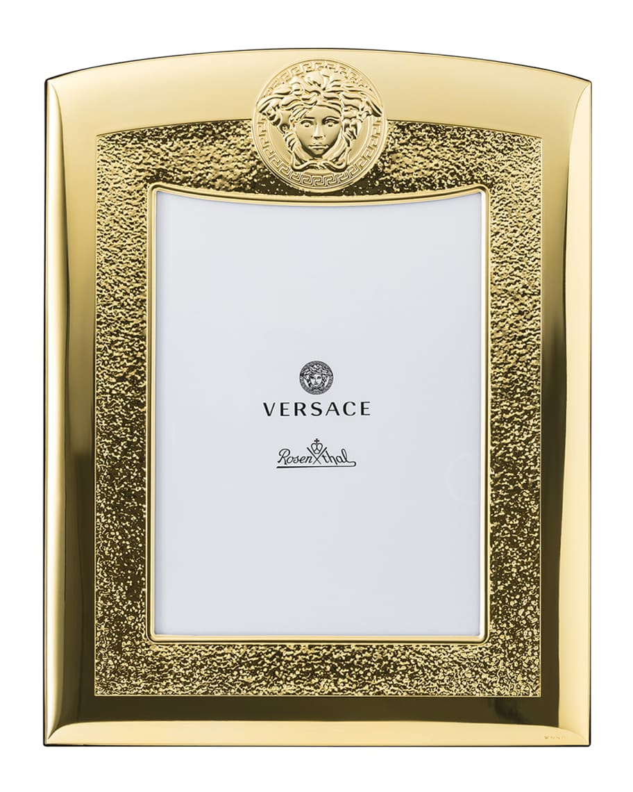 Image 1 of 1: VHF7 Picture Frame in Gold, 6x8