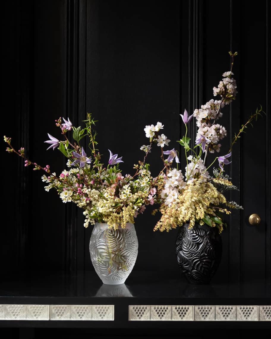 Image 3 of 3: Feuilles Vase - Black