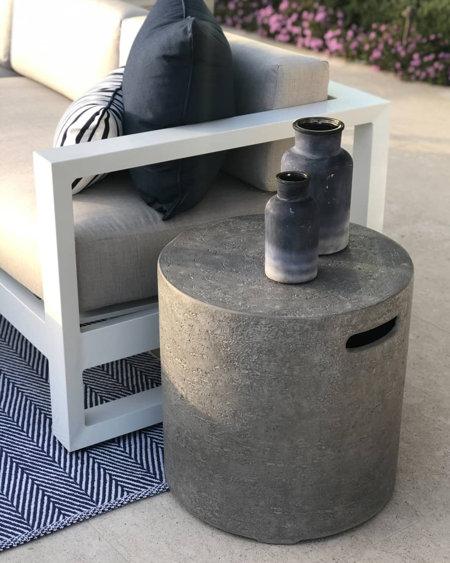 Image 1 of 1: Gravel Stone Round Tank Cover 