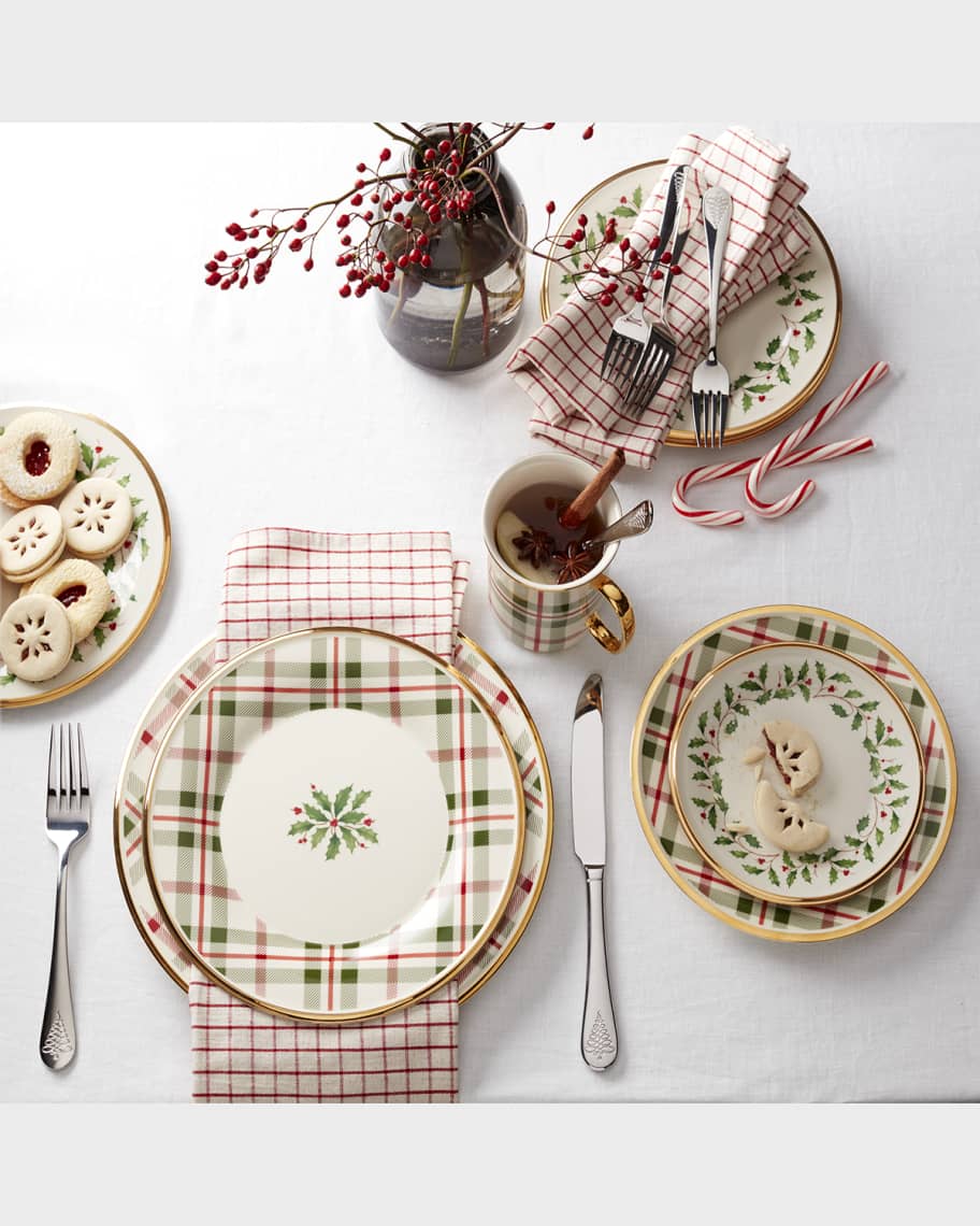 Image 3 of 3: Holiday Plaid Dinner Plates, Set of 4