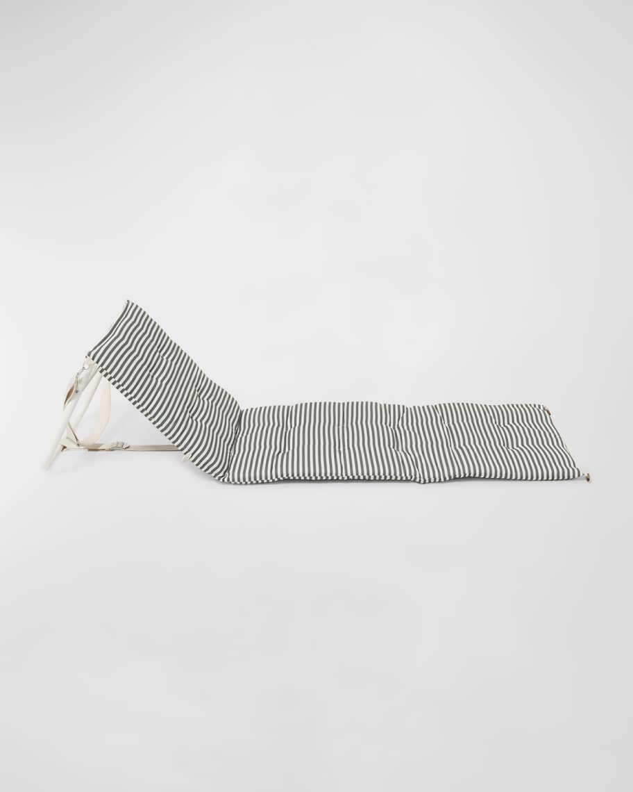 Image 2 of 6: Reclining Beach Chair