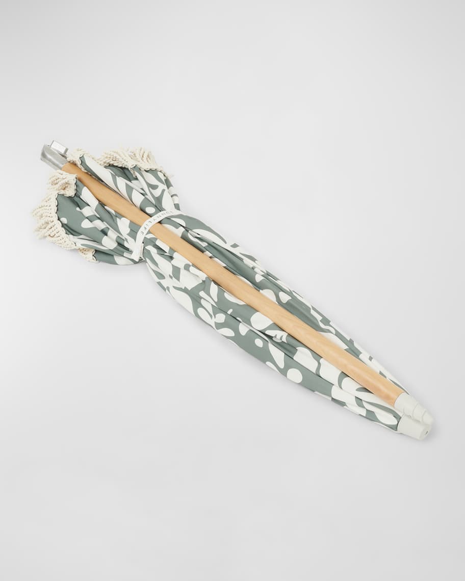 Image 3 of 6: Luxe Beach Umbrella