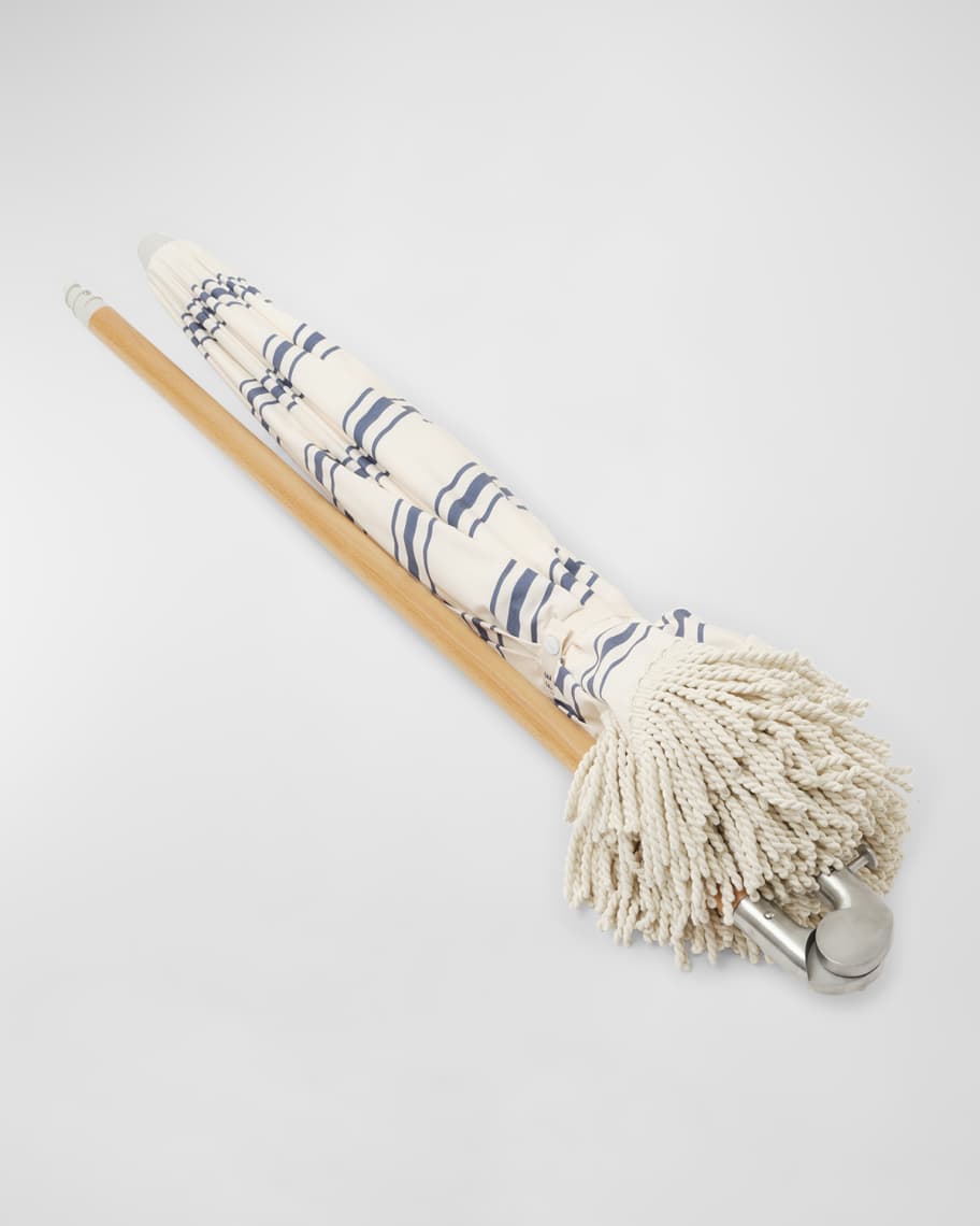 Image 3 of 6: Luxe Beach Umbrella