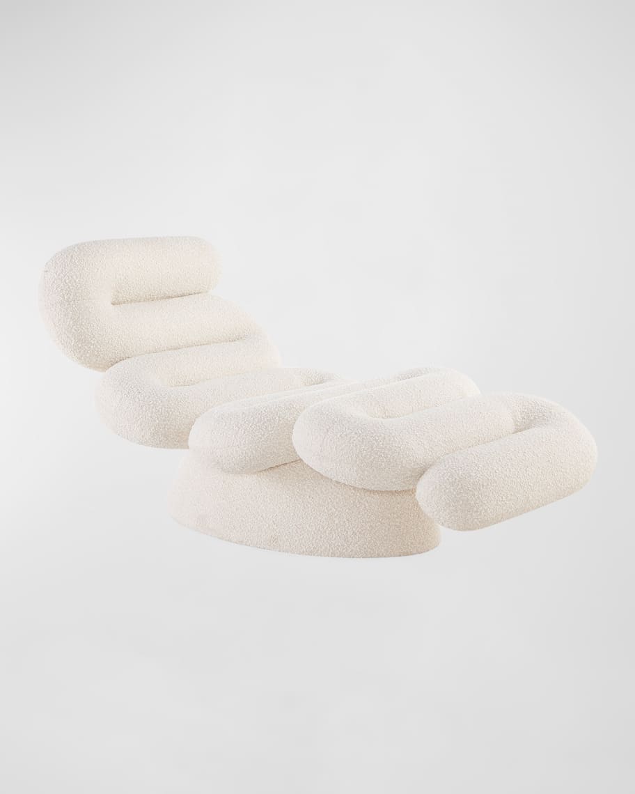 Image 3 of 5: Serpentine Chaise