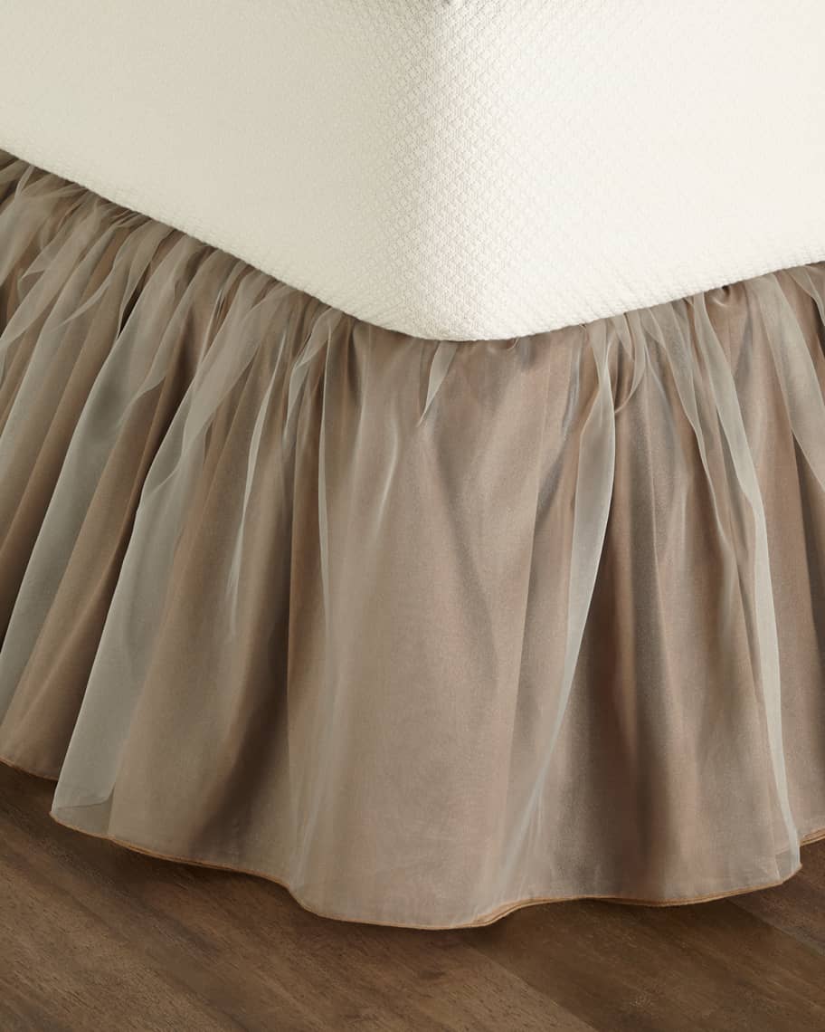 Cute skirts queen top