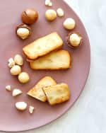 Image 3 of 3: Yoku Moku Bateau De Macadamia