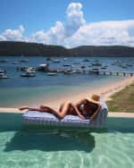 Image 5 of 6: SUNNYLiFE Luxe Lie-On Lounger Float