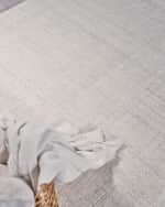 Image 5 of 6: Exquisite Rugs Alpine Hand-Loomed Ivory Rug, 12' x 15'