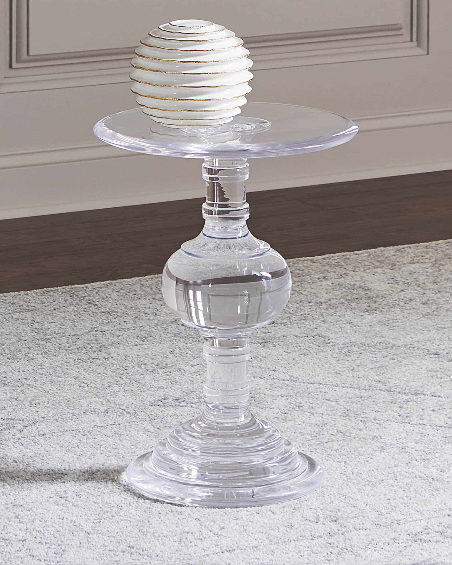 Round acrylic 2025 end table