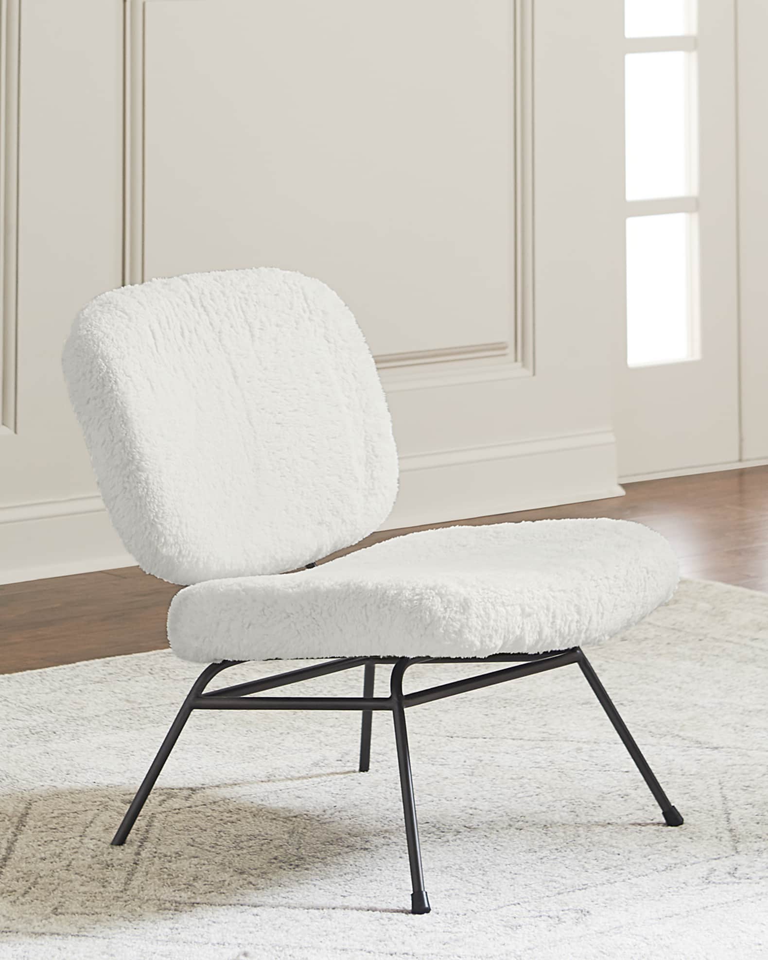 White fur accent hotsell chair