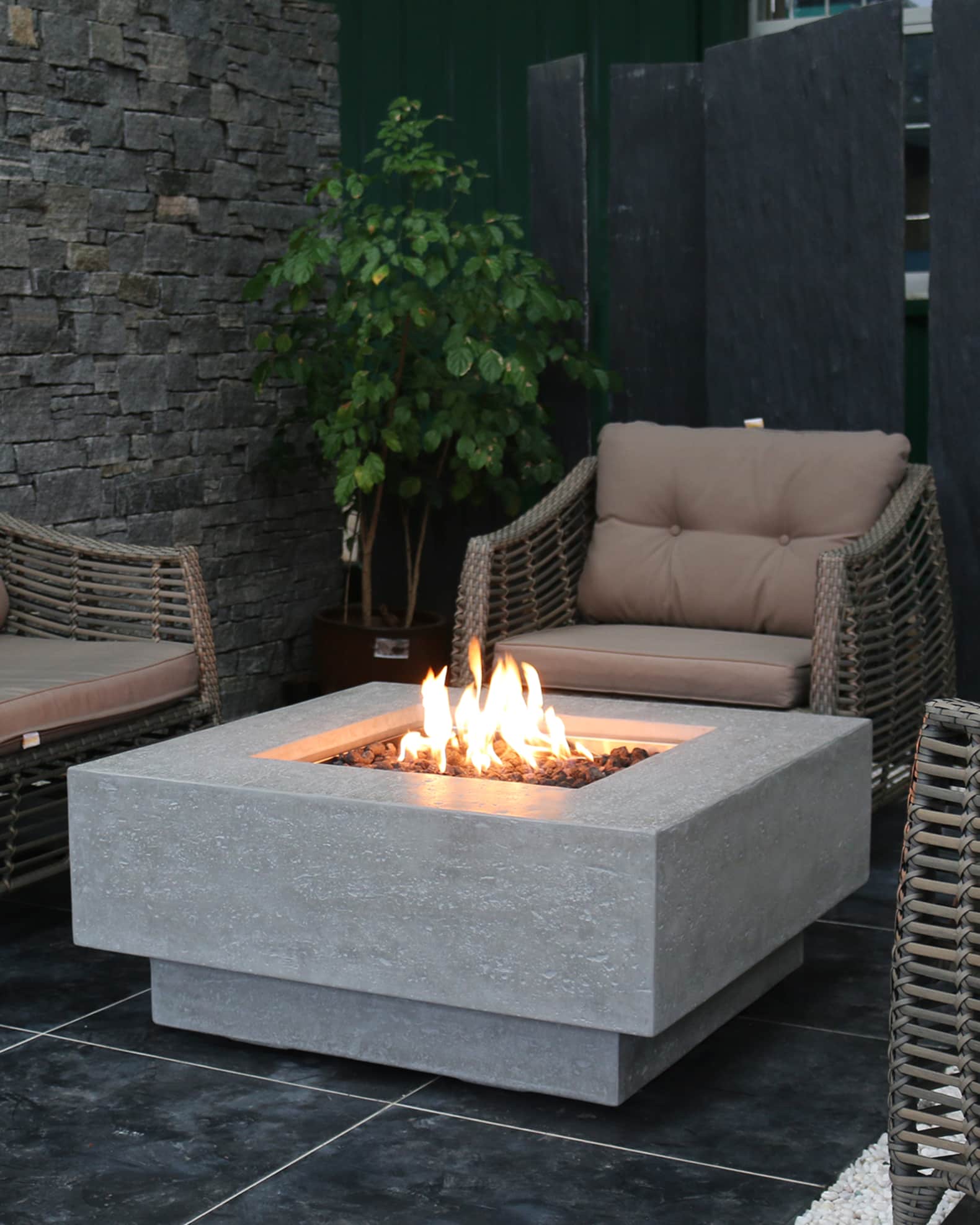 Elementi Manhattan Outdoor Fire Pit Table with Propane Gas Assembly