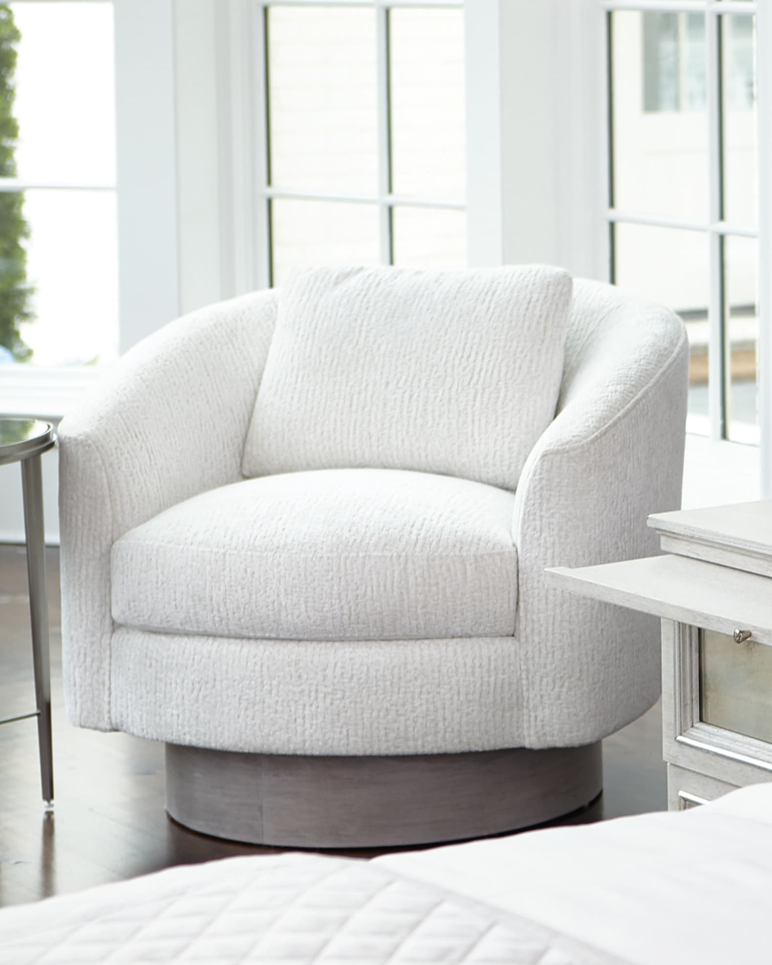 Bernhardt armchair store