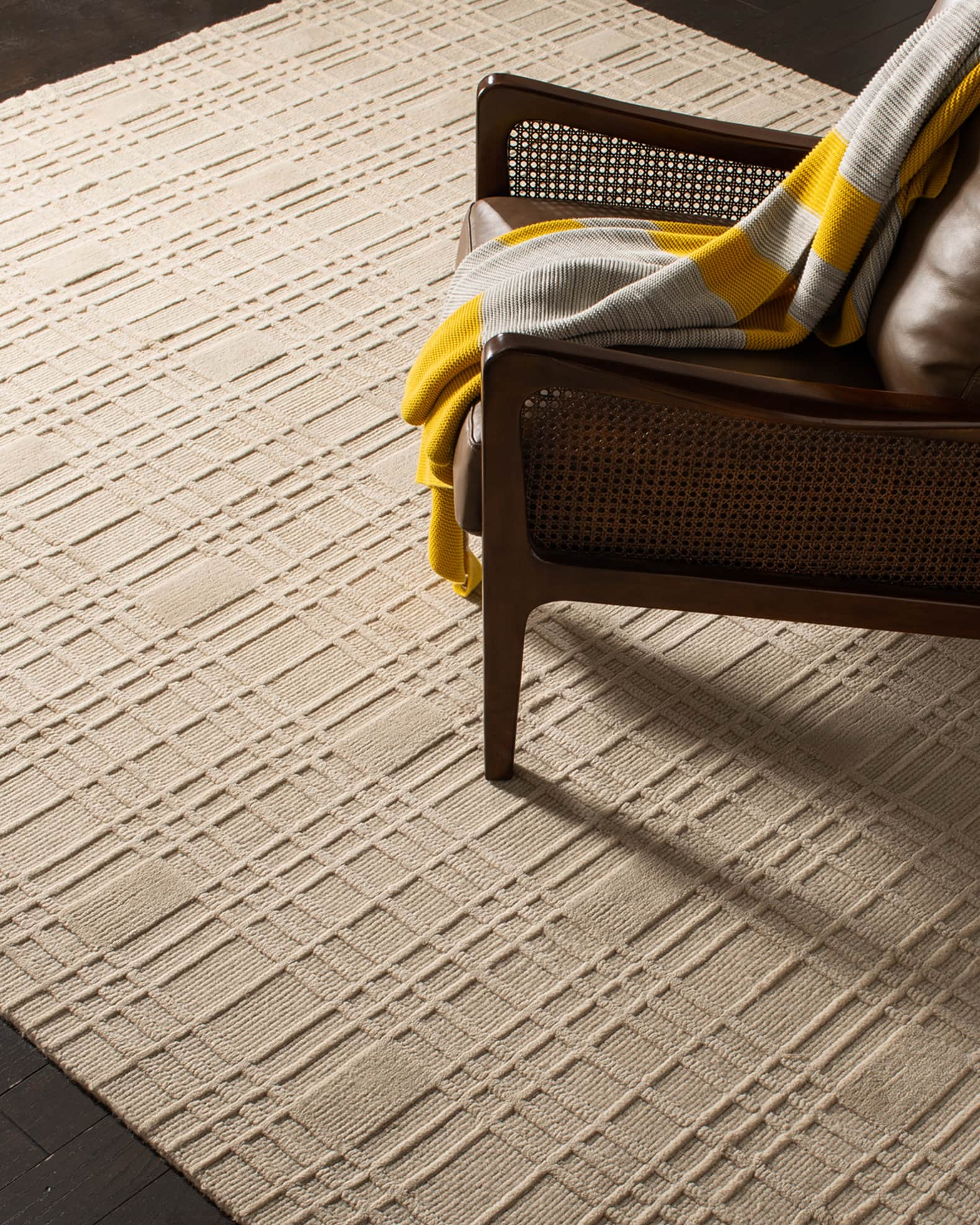 Safavieh Esters Hand-Knotted Runner, 3' x 12'