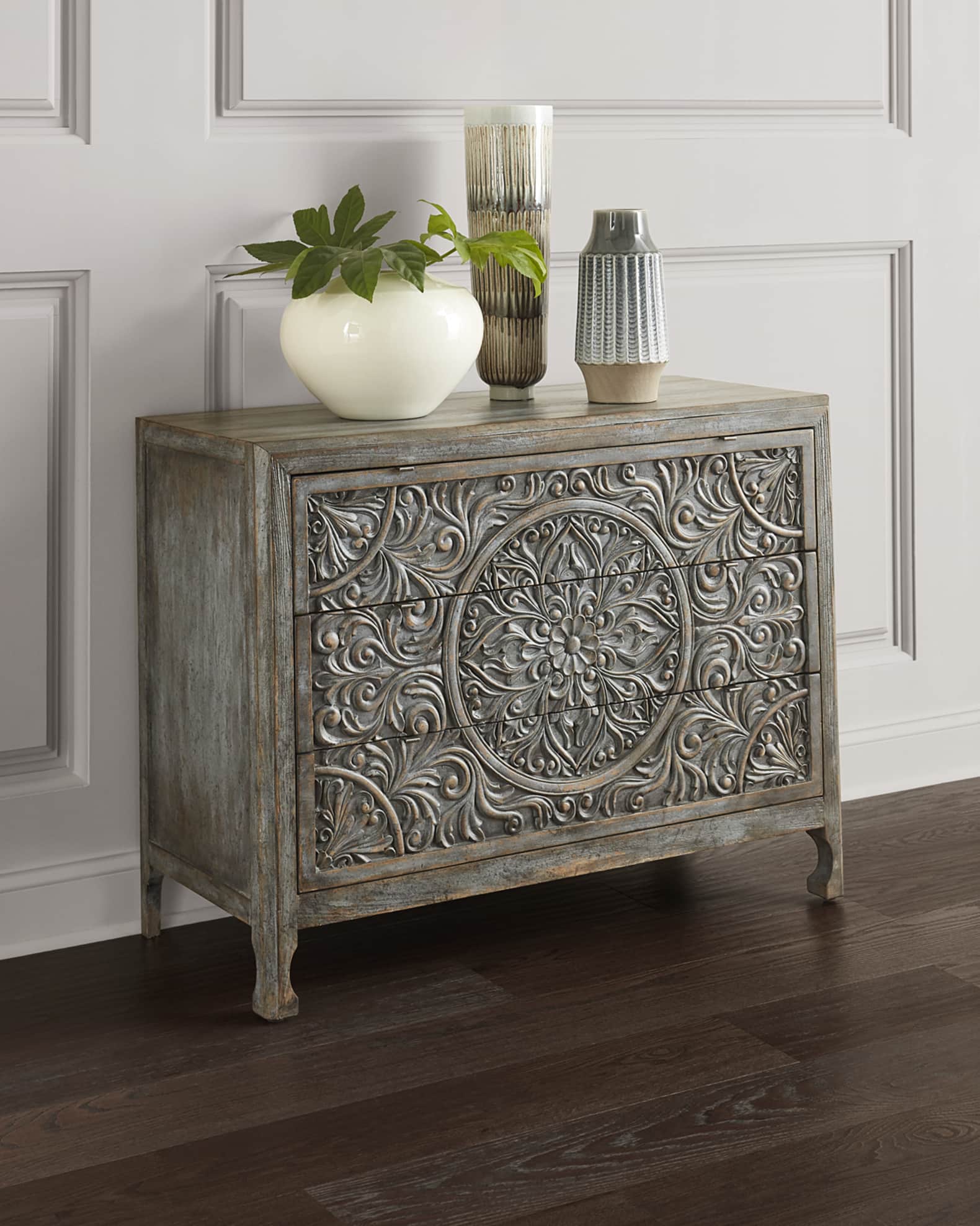Hooker Furniture Lockhart 3 Drawer Chest