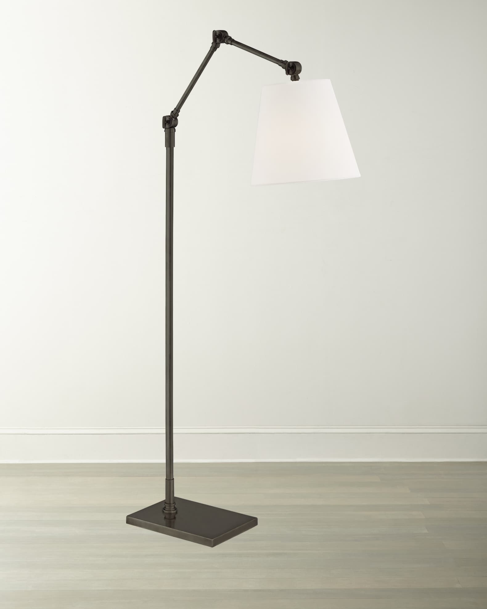 Articulating floor lamp clearance