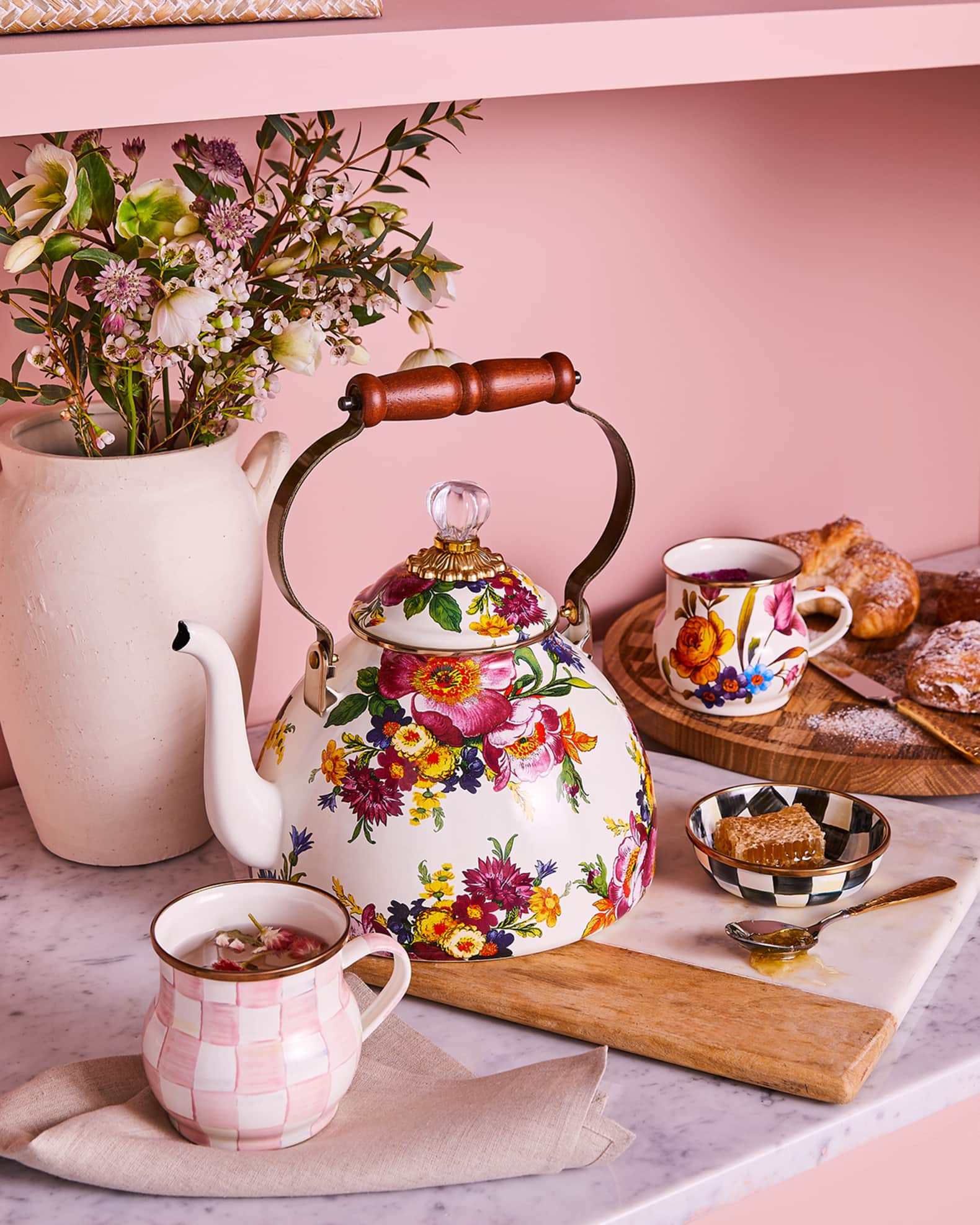 TEA＠　0318 MacKenzie-Childs Flower Market White Two-Quart Tea Kettle