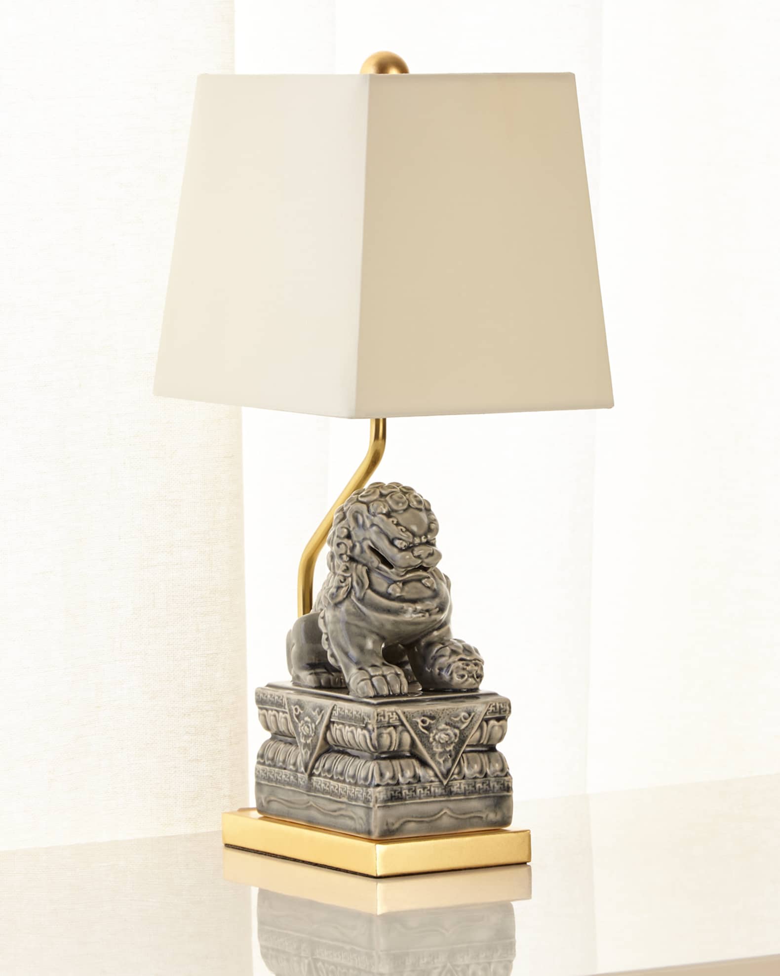 Regina Andrew Foo Dog Ceramic Table Lamp